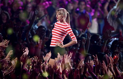 What time does taylor swift go on stage tonight - Whether she's breaking records or breaking Ticketmaster, Taylor Swift has proven time and again that she's one of the most powerful figures in modern music ...
